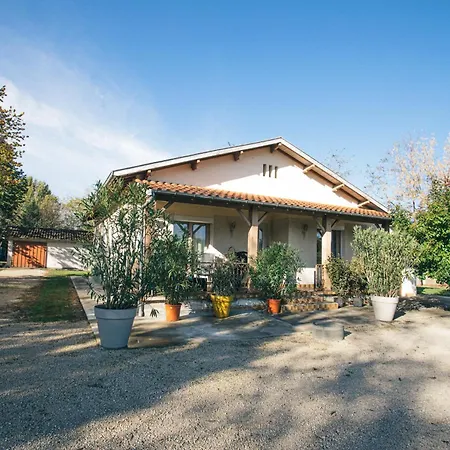 Belle Maison Sur Un Air De Campagne Montauban Exterior photo